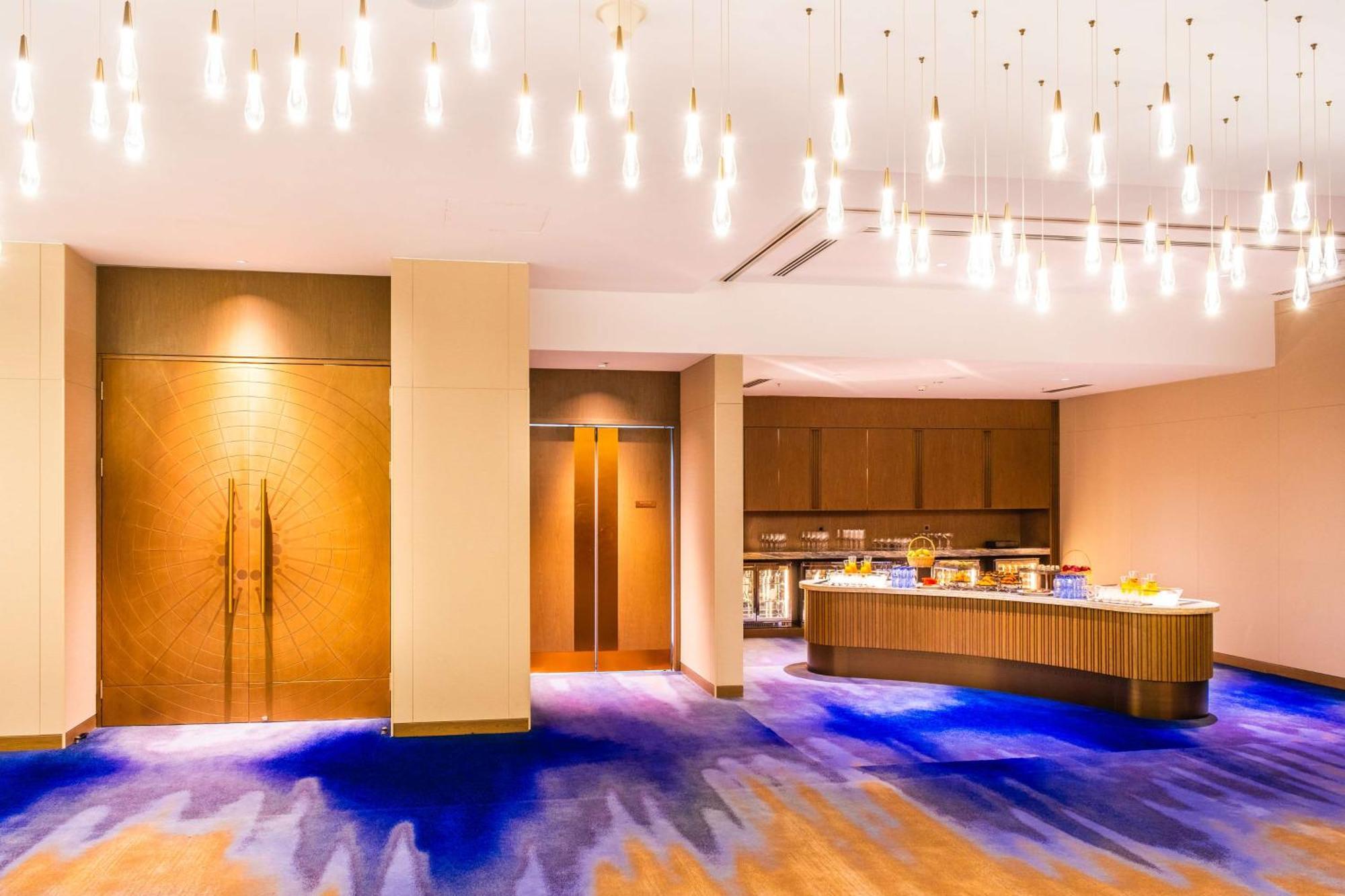Hotel Hilton Kinszasa Zewnętrze zdjęcie
